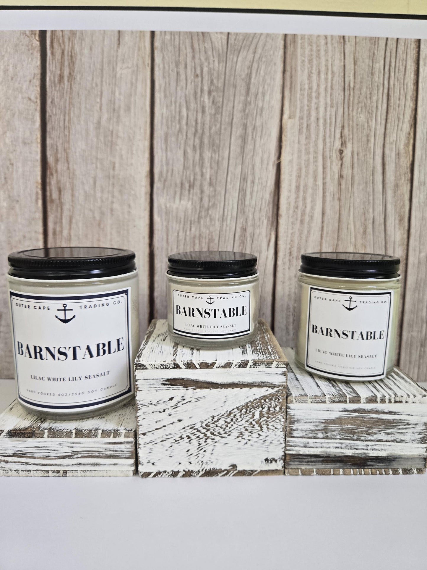 Barnstable Soy Wax Candle: Lilac, Lily & Sea Salt - Wooden Wick