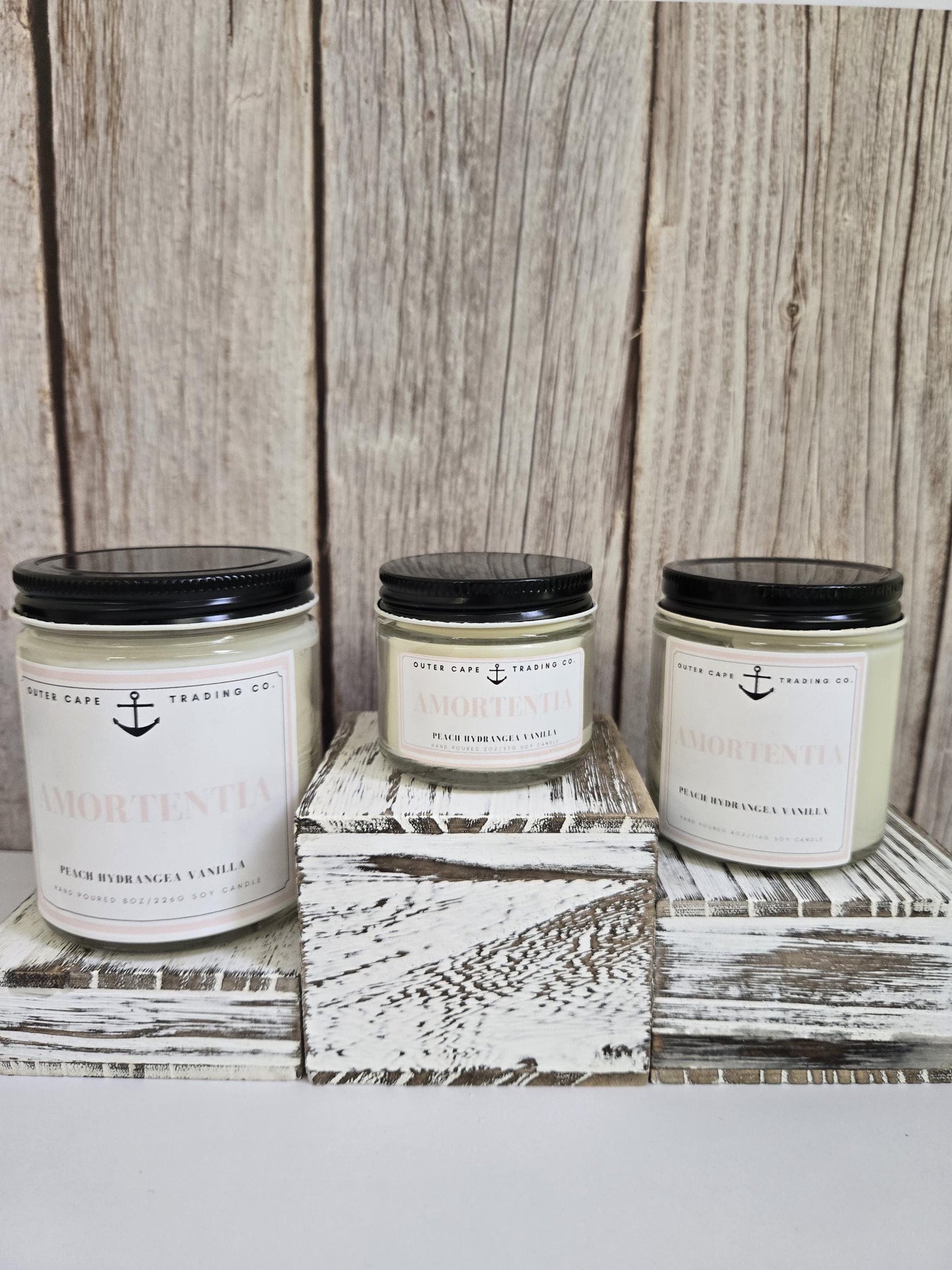 Amortentia Soy Wax Candle: Crackling Wooden Wick, Peach & Hydrangea
