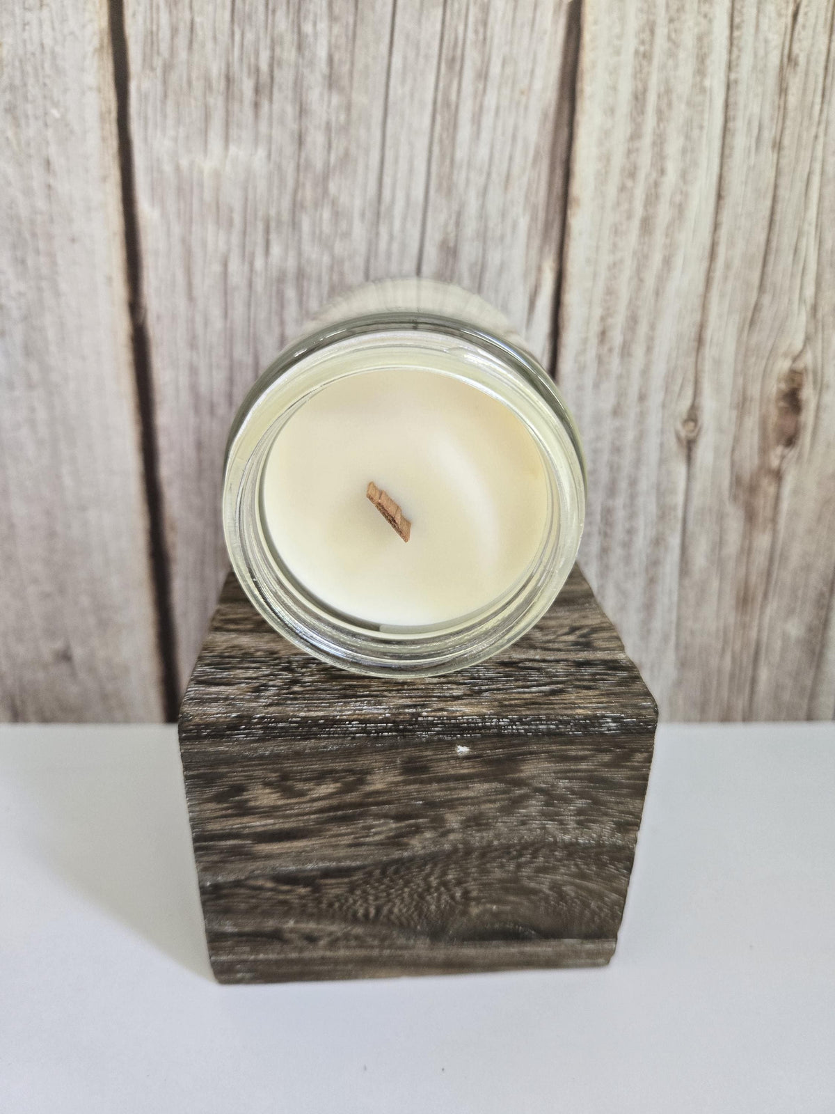 Ichabod Cranberry Soy Candle: Crackling Wooden Wick, Fall Scent