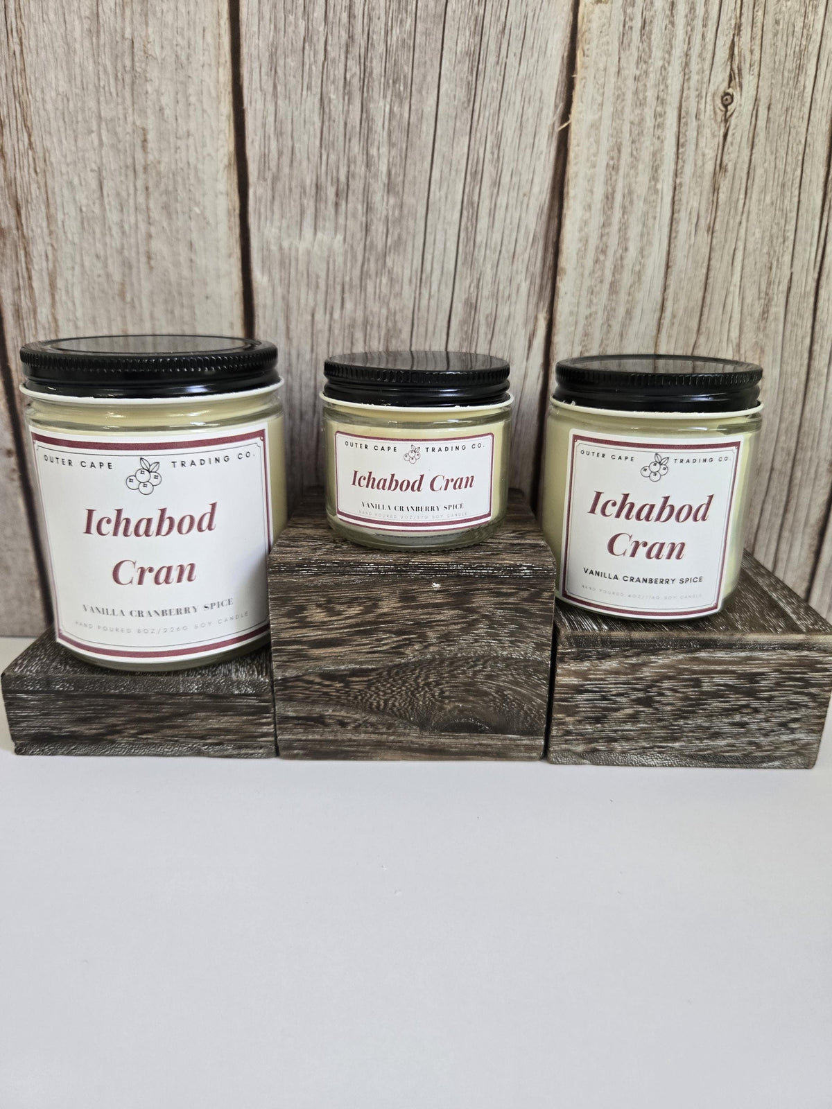 Ichabod Cranberry Soy Candle: Crackling Wooden Wick, Fall Scent