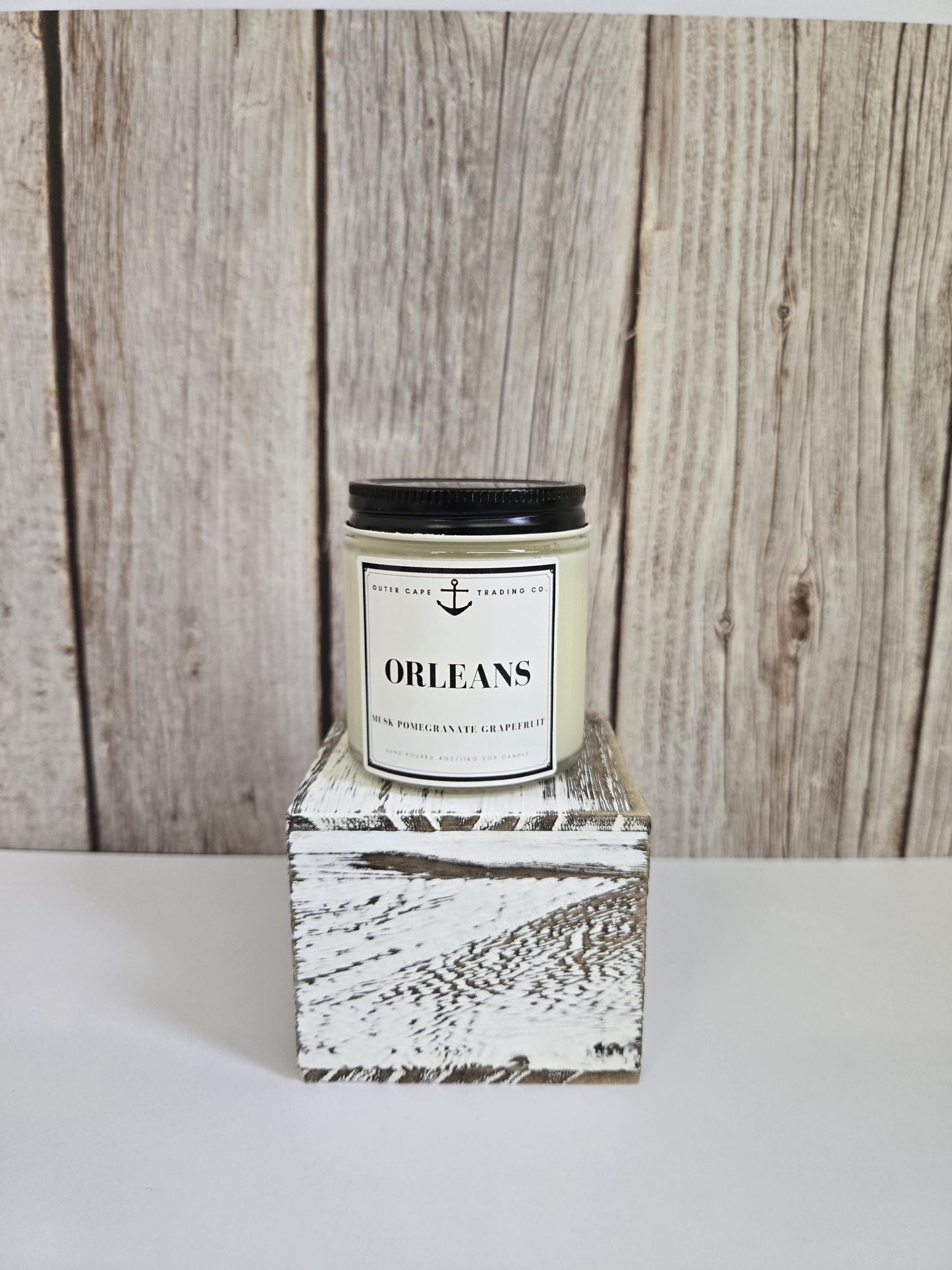 Orleans Soy Wax Candle: Musk, Pomegranate & Grapefruit