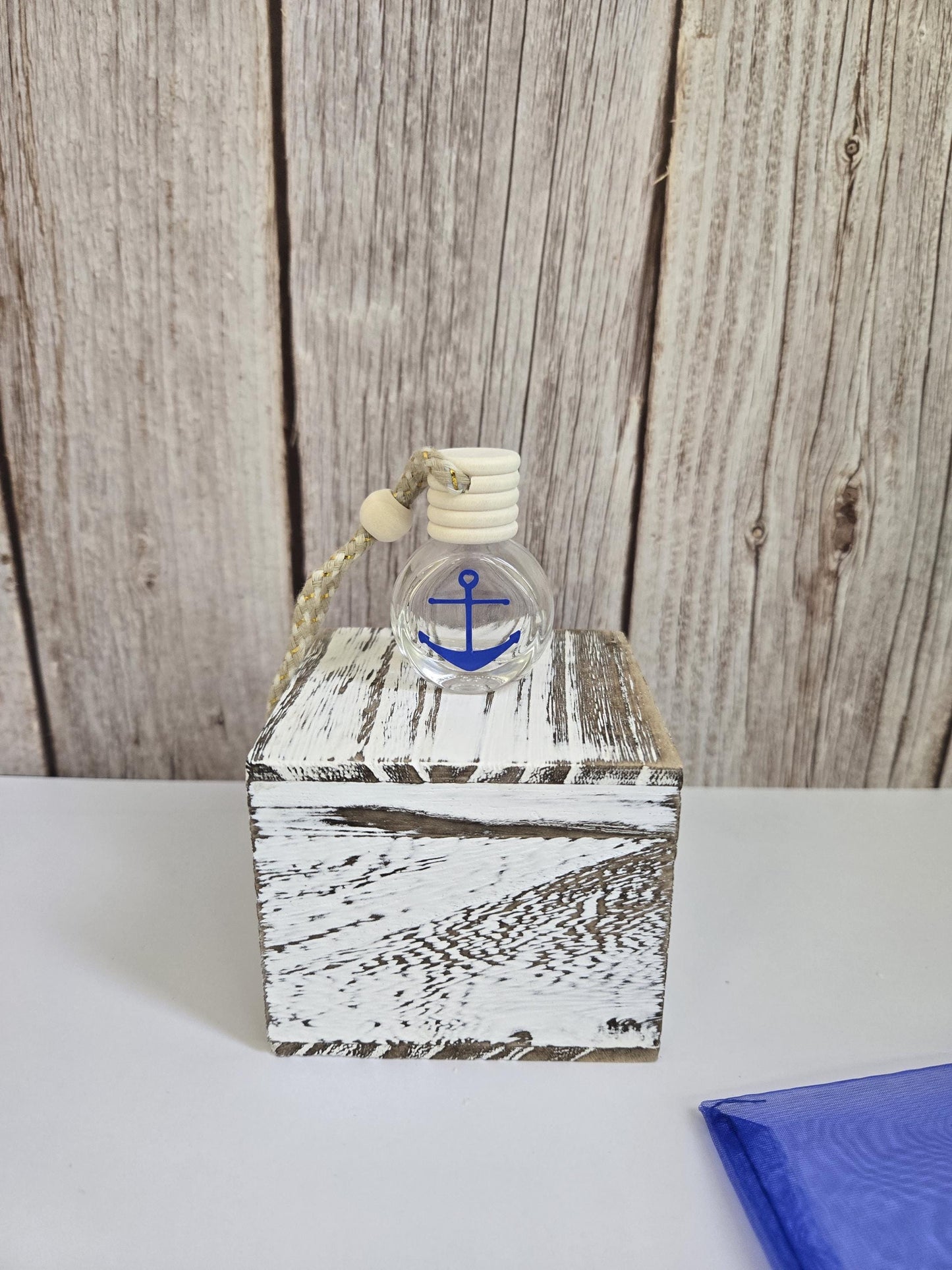Natural Essential Oil Car Air Freshener: Long-Lasting Scent